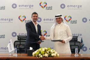 شراكة بين “النهدي” و”إميرج” لتطوير نظام طاقة شمسية على سطح مركز التوزيع (إمداد) دعماً لمستهدفات رؤية المملكة 2030 لتحقيق الاستدامة والطاقة المتجددة