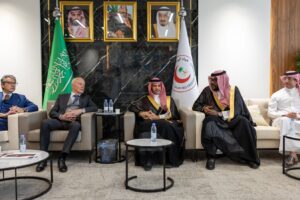 اللجنة الدائمة للقانون الدولي الإنساني والمعهد الدولي للقانون الإنساني  في سان ريمو يوقعان برنامجًا تنفيذيًا لتعزيز التعاون الدولي