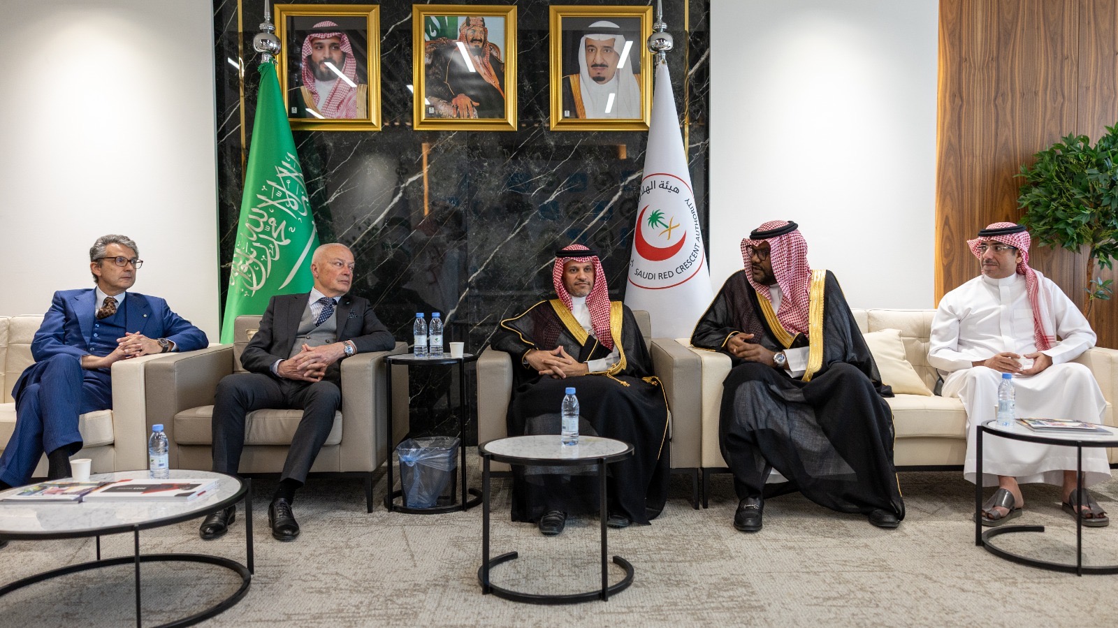 You are currently viewing اللجنة الدائمة للقانون الدولي الإنساني والمعهد الدولي للقانون الإنساني في سان ريمو يوقعان برنامجًا تنفيذيًا لتعزيز التعاون الدولي