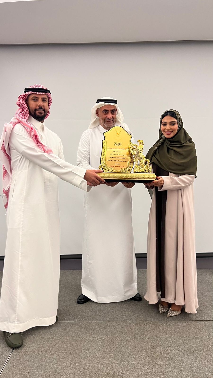 You are currently viewing تحالف استراتيجي بين “أكاديمية الصارم البتار” و”مركز الغراء للفروسية” لتطوير هذه الرياضة