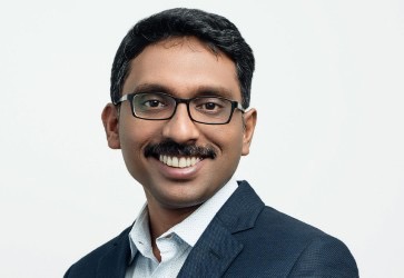 You are currently viewing Zoho Launches Zia LLM, and Expands AI Suite with Agents and Studio Tools