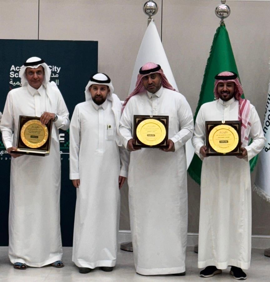 You are currently viewing صالون الرياض الفني يشارك عدد من المدارس والاكاديميات في احتفالية اليوم الوطني الـ95