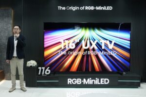 Hisense Unveils THE BIGGEST TV IN SAUDI ARABIA 116”UX RGB-MiniLED