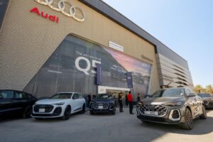 Audi Q5الجديدة كليًا تصل إلى السوق السعودي: مزيد من الديناميكية ومزيد من التطور ومزيد من الارتباط بطابع .Audi