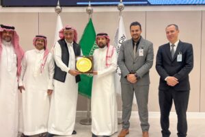 توقيع اتفاقية تحالف بين أكاديمية الصارم البتار للفروسية والمدينة الأكاديمية في الرياض