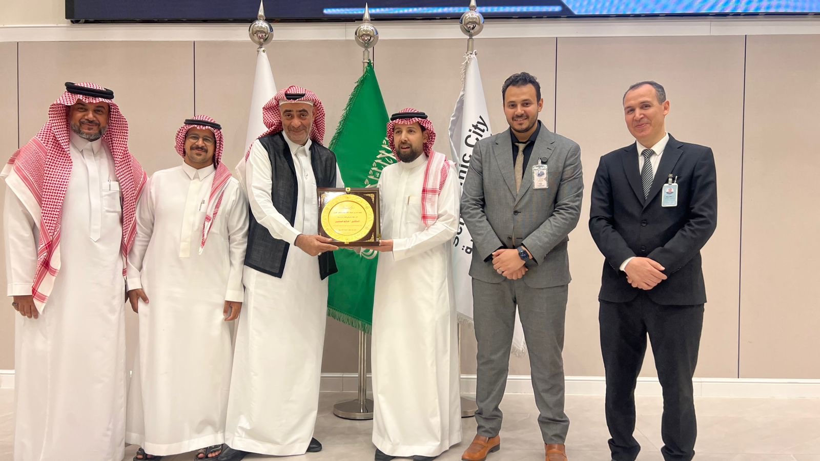 You are currently viewing توقيع اتفاقية تحالف بين أكاديمية الصارم البتار للفروسية والمدينة الأكاديمية في الرياض