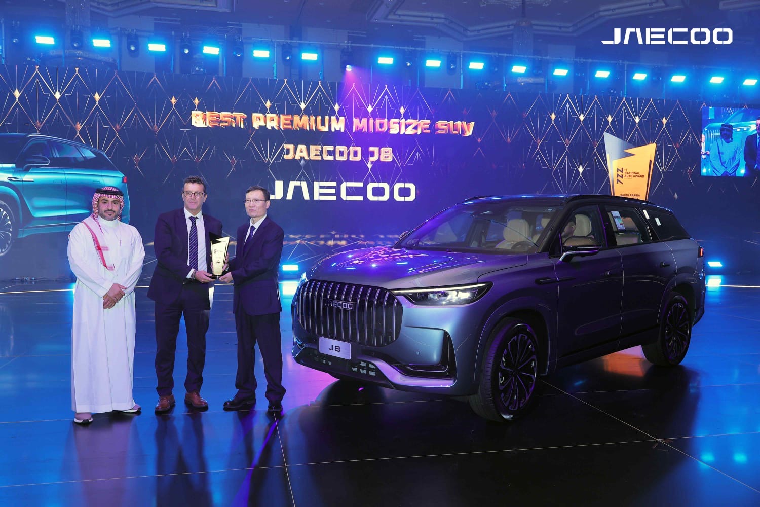 Read more about the article *JAECOO J8 Wins the “Best Mid-size Premium SUV” at the Saudi National Auto Award*