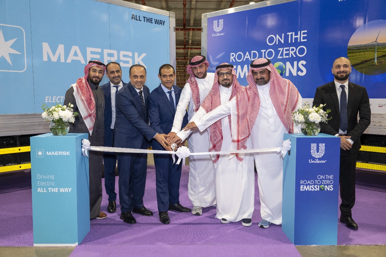 You are currently viewing Maersk and Unilever launch first electric van towards decarbonising logistics in Saudi Arabia