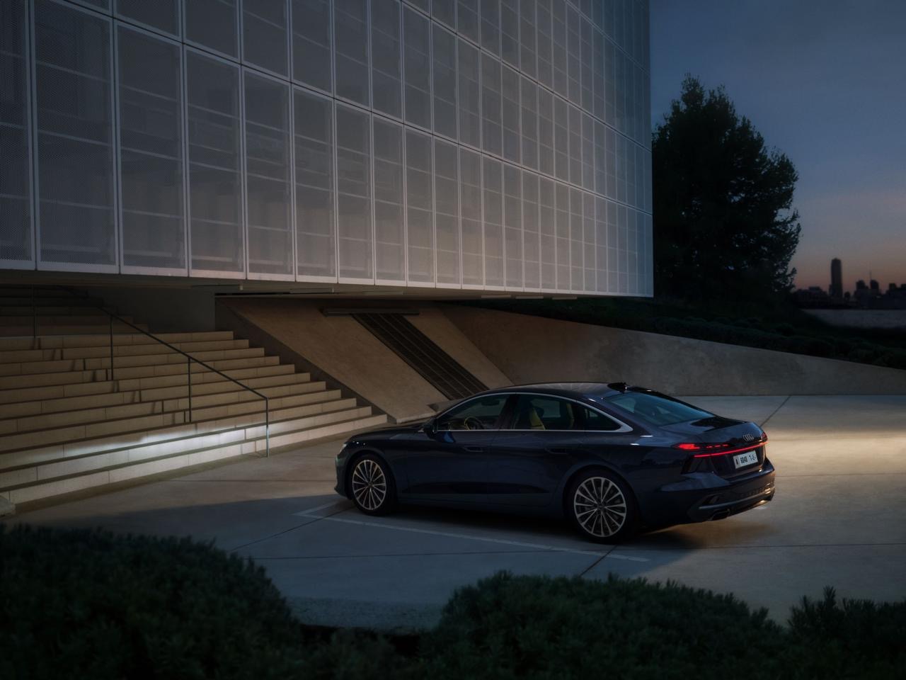 Read more about the article طرازات Audi A6 الجديدة كليًا تصل إلى السوق السعودي: بصمةٌ فارقةٌ في التصميم والأداء.