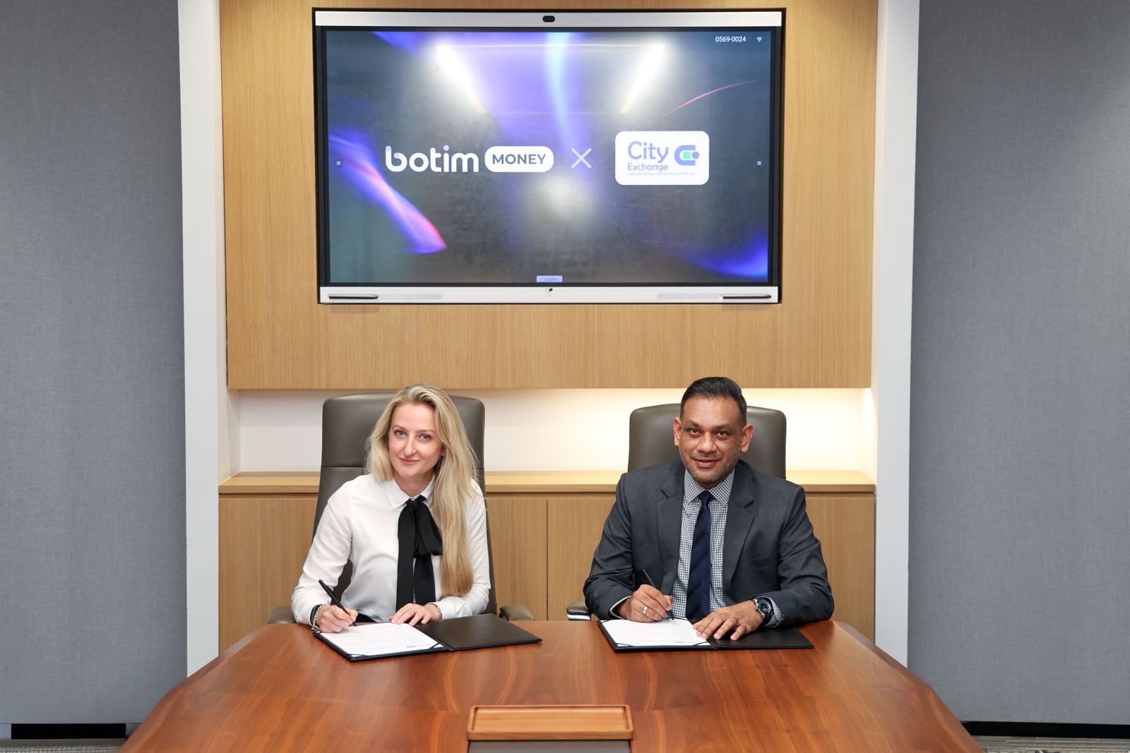 You are currently viewing botim money and City Exchange partner to advance digital salary solutions and financial inclusion in the UAE