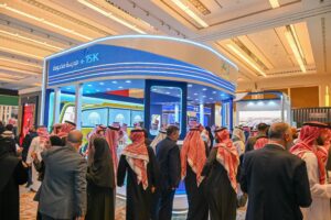 “رافد” تختتم مشاركتها في مؤتمر سلاسل الإمداد بتوقيع مذكرة تفاهم للنقل المستدام وتستعرض حلول إدارة الأساطيل