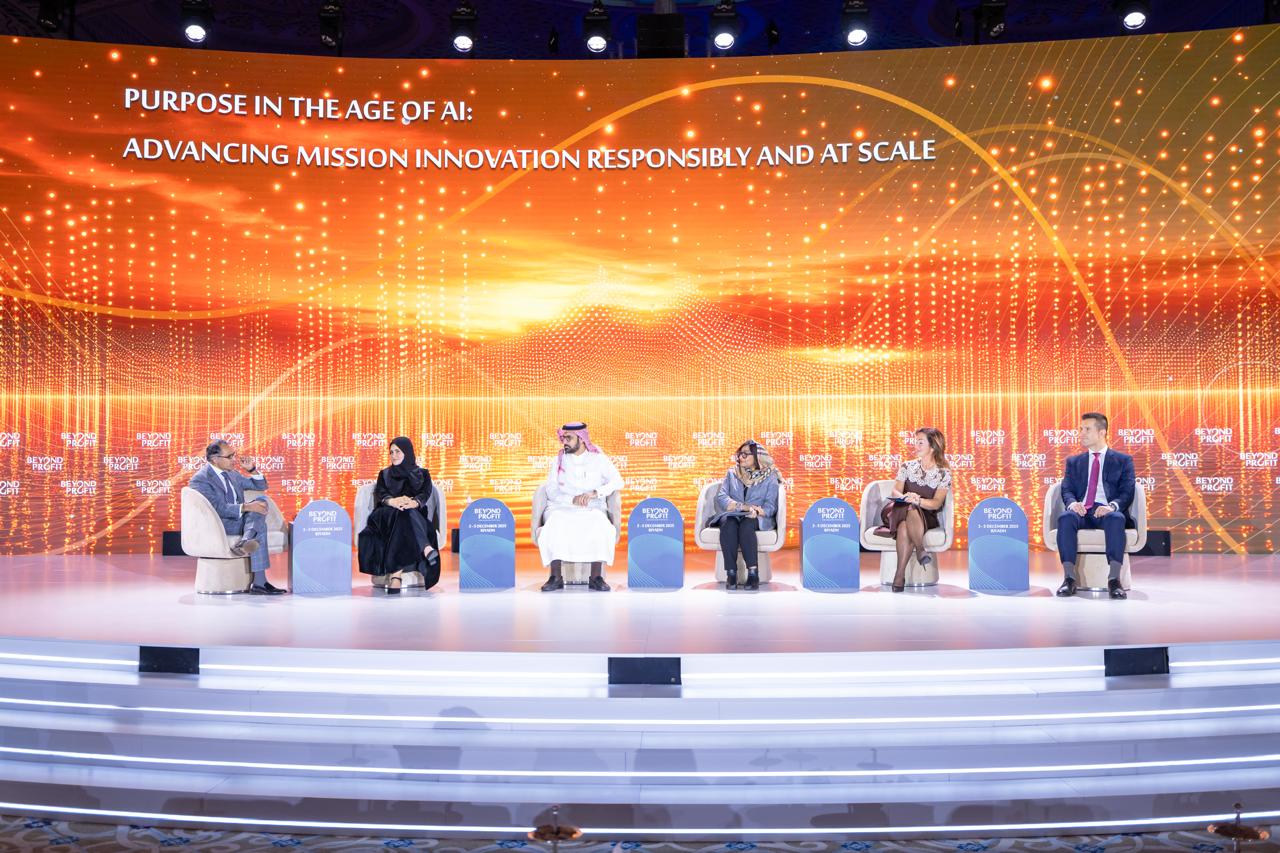 You are currently viewing خبراء بمنتدى القطاع غير الربحي: الذكاء الاصطناعي يقود استثمارات خيرية تتجاوز 10 مليارات دولار عالميًا