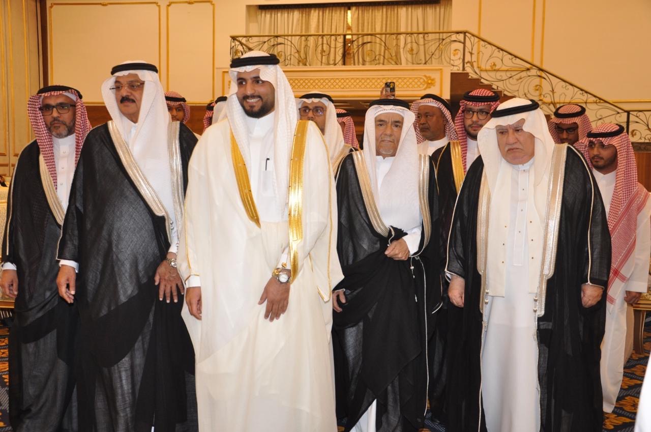 Read more about the article الحلبي يحتفل بعقد قران ابنته