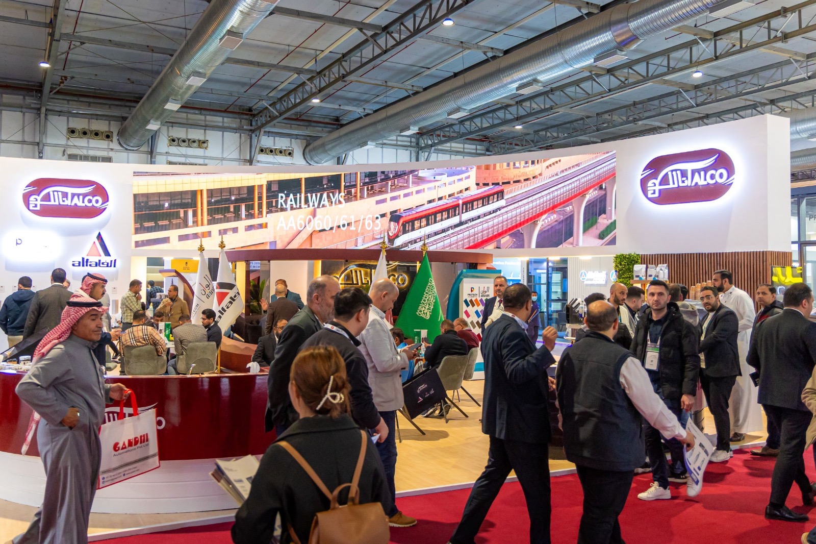 Read more about the article معرض Big 5 Construct Saudi يستضيف ما يزيد على 1,100 جهة عارضة من أكثر من 50 دولة لتسليط الضوء على أحدث حلول التجهيزات الداخلية والتشطيبات