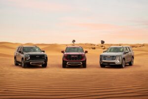 عبر تعاون مع محطّة ’سي بي إس‘، قناة ’العربية‘ وشركة ’أكيومن ميديا‘