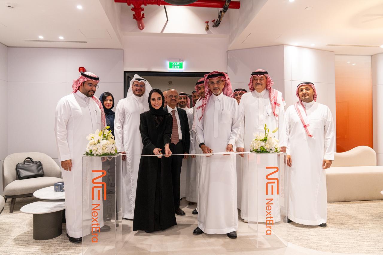 You are currently viewing شركة “نيكستيرا NextEra” تفتتح مقرها الرئيسي في مركز الملك عبدالله المالي (كافد) بالرياض لدعم مسيرة التحول الرقمي في المملكة