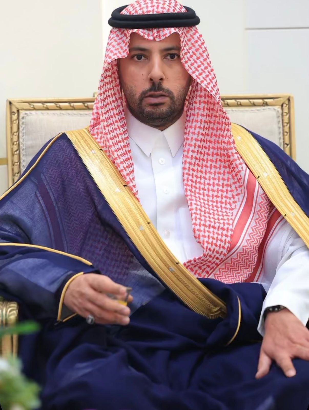 You are currently viewing الحسون يستعد لإطلاق قصائده الفصحى عبر أصوات سعودية وعربية بارز