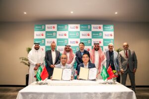 هايسنس توقّع اتفاقية شراكة مع المنيع لتعزيز شراكتهما الاستراتيجية في قطاع التجزئة بالمملكة العربية السعودية
