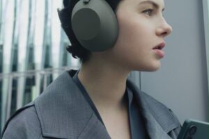 Sony’s New Olive Gray WH-1000XM6 Brings Understated Elegance to Premium Audio