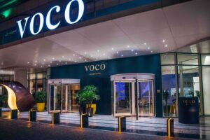 *voco Dubai يقدم تجربة ضيافة راقية في قلب دبي على شارع الشيخ زايد*